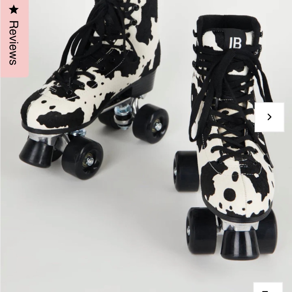 Intentionally Blank Whip It Skate in Black Moo